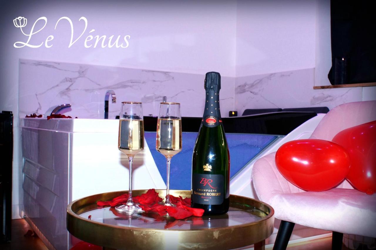 Le Venus - Privatif Balneo Sauna Apartment