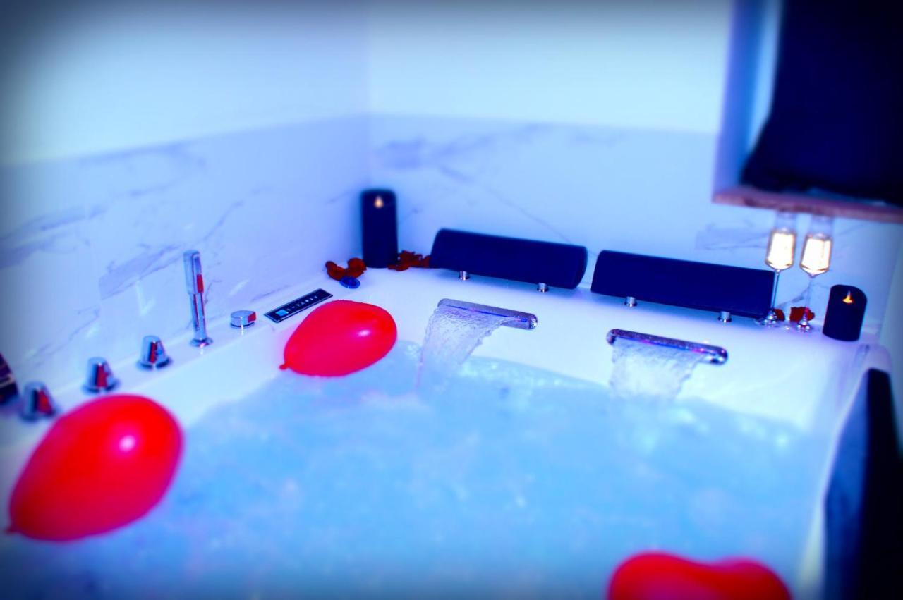 Apartment Le Venus - Privatif Balneo Sauna